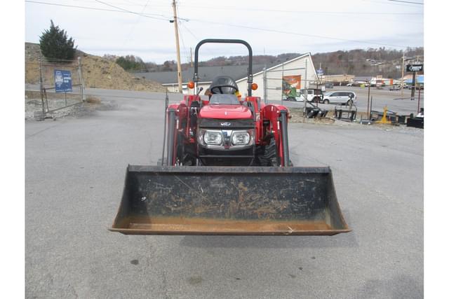 Image of Mahindra 1526 equipment image 1