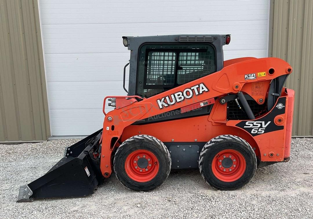 Image of Kubota SSV65 Primary image