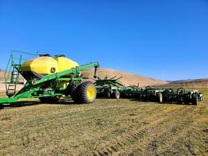 2016 - 60' John Deere 1890 / 1910 Air Drill Image