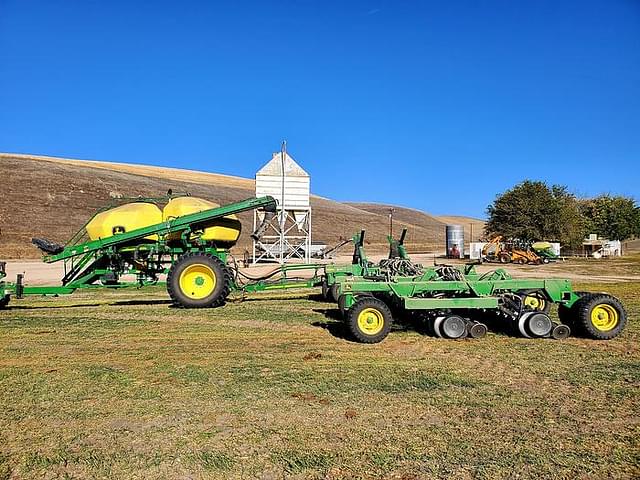 Image of John Deere 1890 equipment image 1