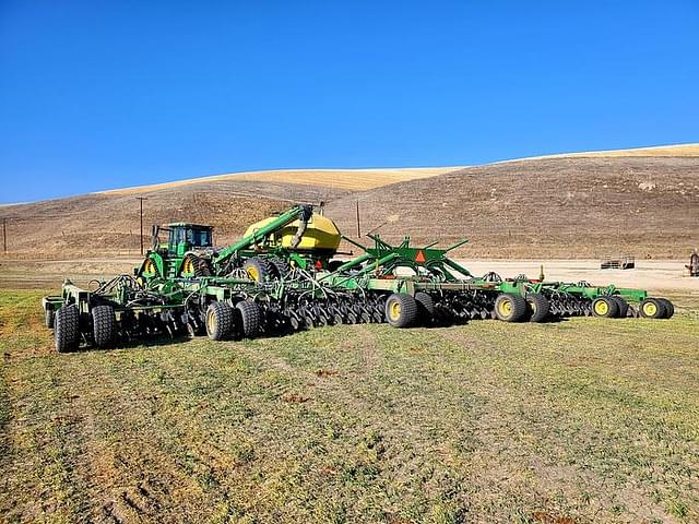 Image of John Deere 1890 equipment image 3