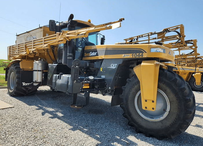 2016 Terra-Gator TG9300B Equipment Image0