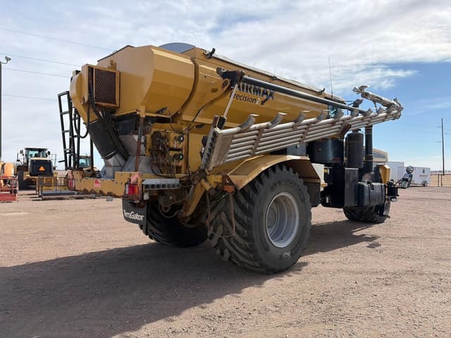 Image of Terra-Gator TG9300 equipment image 2