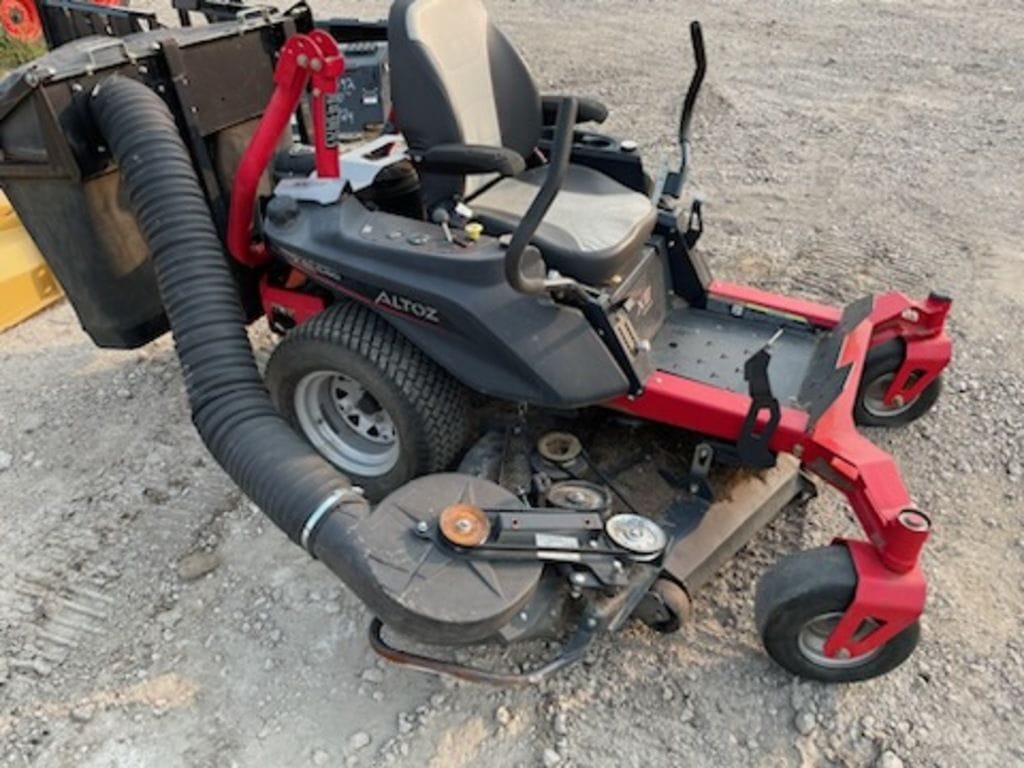 2016 Altoz XE Equipment Image0