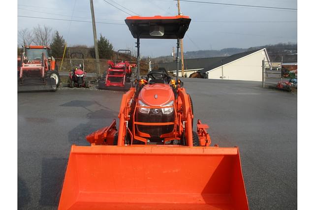 Image of Kubota B2650 equipment image 1