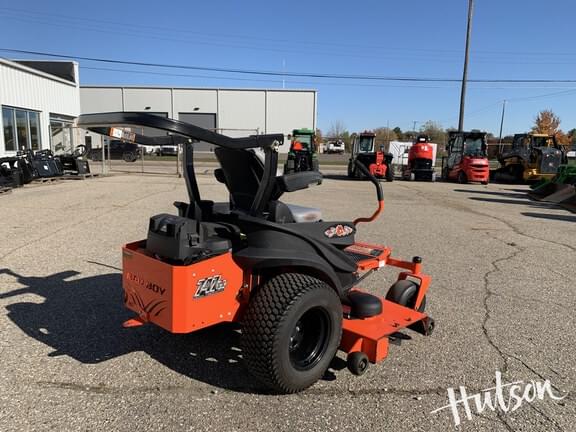 Image of Bad Boy Maverick equipment image 4