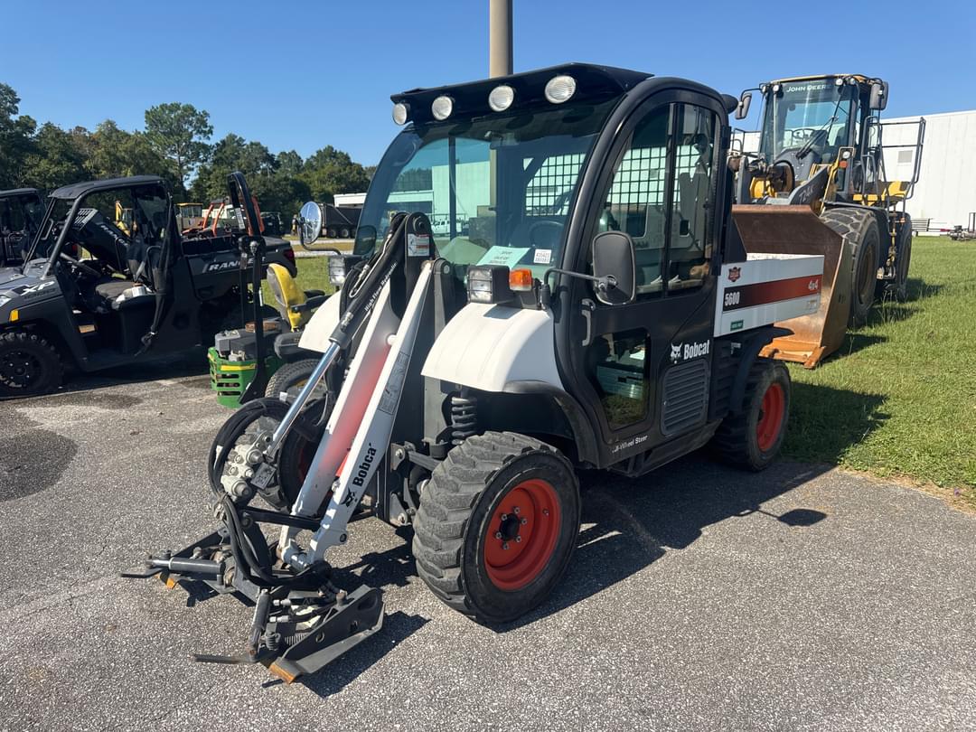 Image of Bobcat Toolcat 5600 Primary image