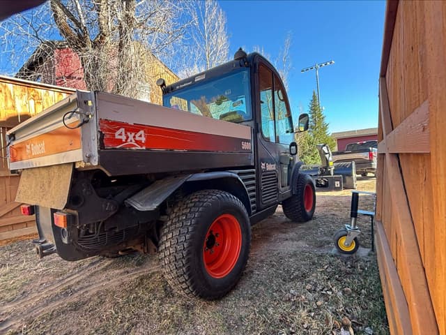 Image of Bobcat Toolcat 5600 equipment image 4