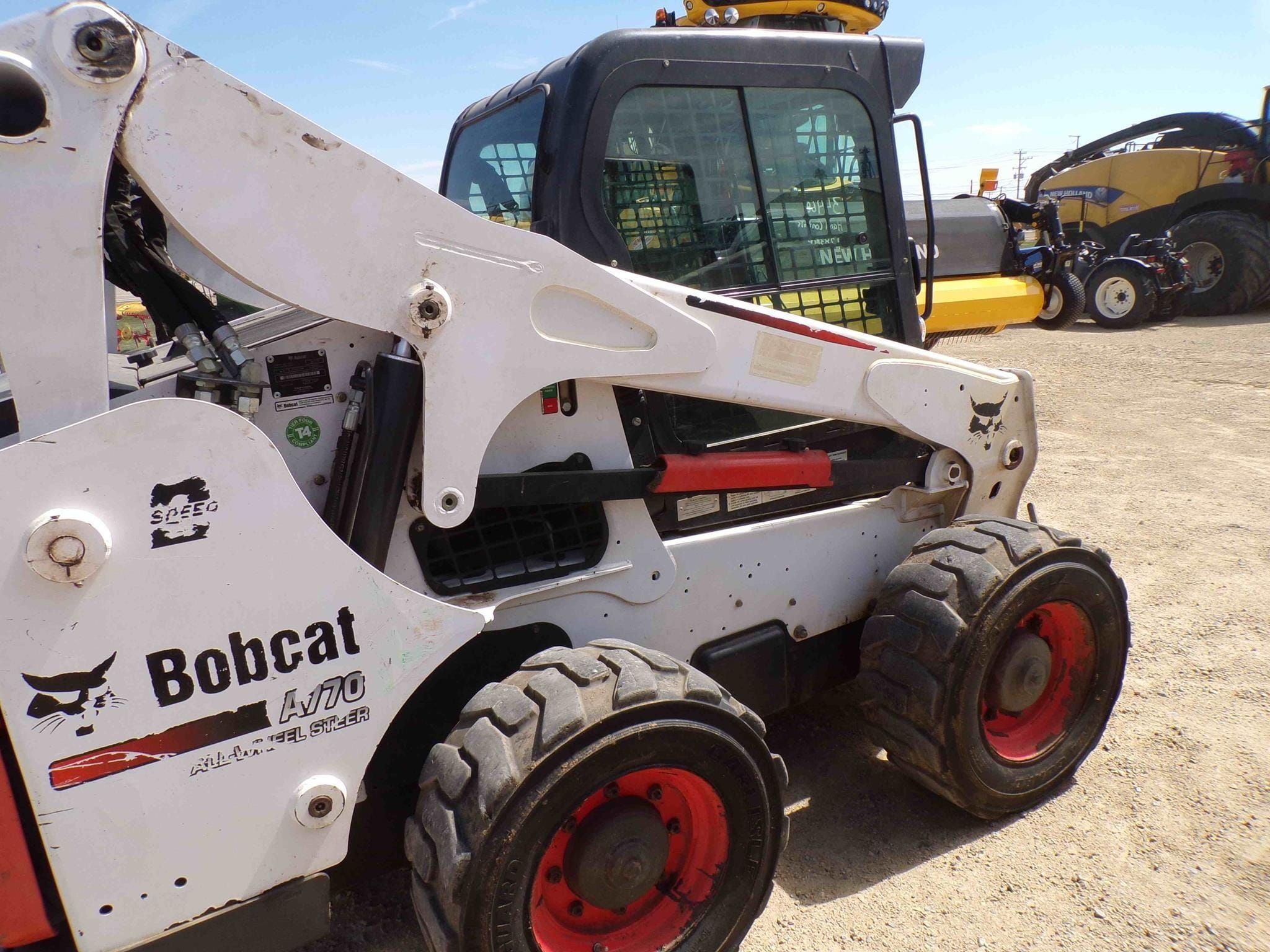 2016 Bobcat A770 Equipment Image0