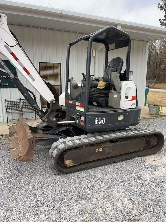 Image of Bobcat E50 equipment image 3