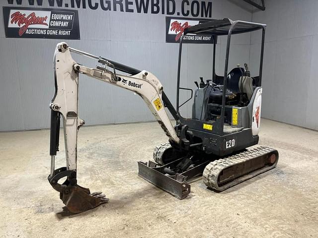 Image of Bobcat E20 equipment image 1