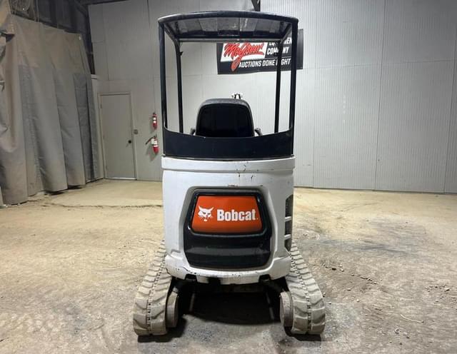 Image of Bobcat E20 equipment image 3