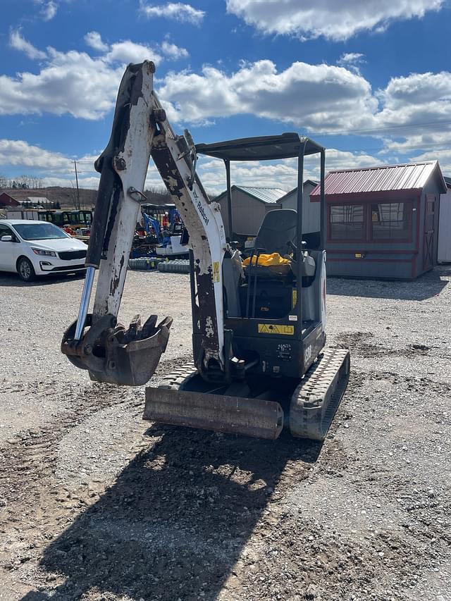 Image of Bobcat E20 equipment image 2