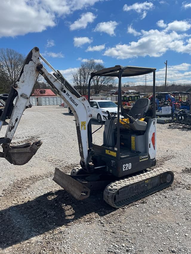 Image of Bobcat E20 equipment image 3