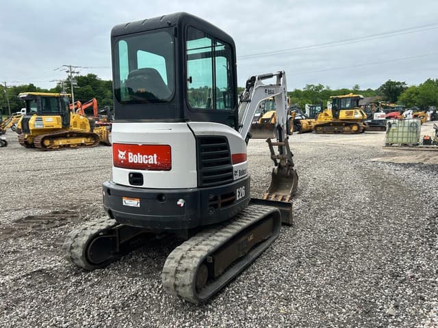 Image of Bobcat E26 equipment image 3