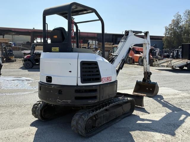 Image of Bobcat E32 equipment image 2