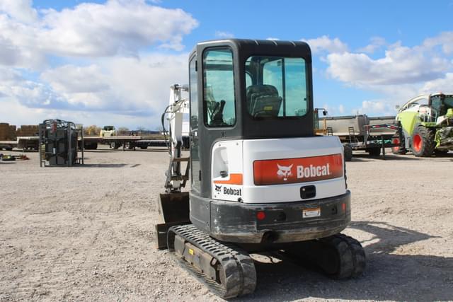 Image of Bobcat E32i equipment image 4