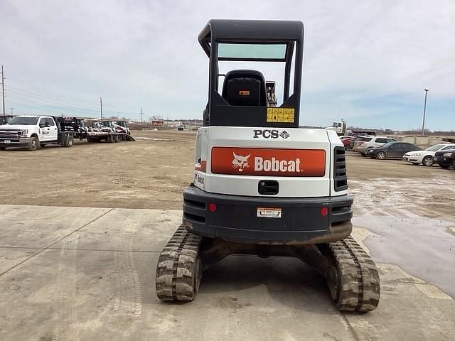 Image of Bobcat E35 equipment image 4