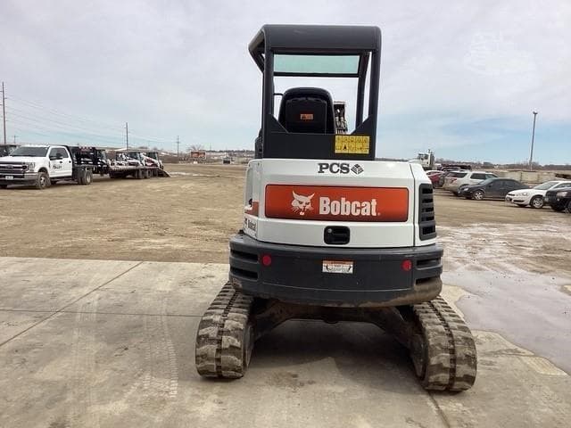 Image of Bobcat E35 equipment image 4