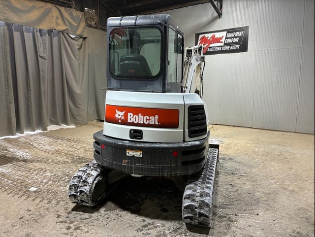 Image of Bobcat E35 equipment image 3