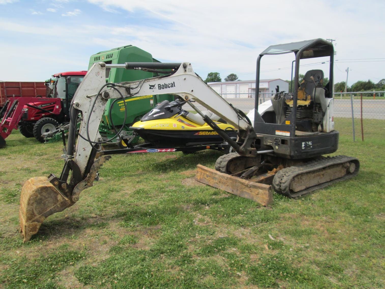 2016 Bobcat E35 Equipment Image0
