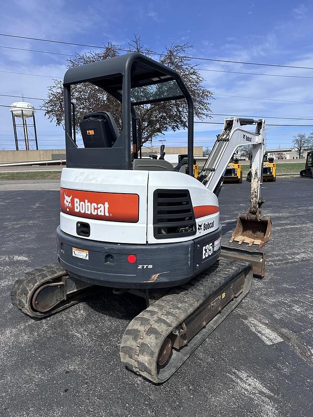 Image of Bobcat E35i equipment image 2