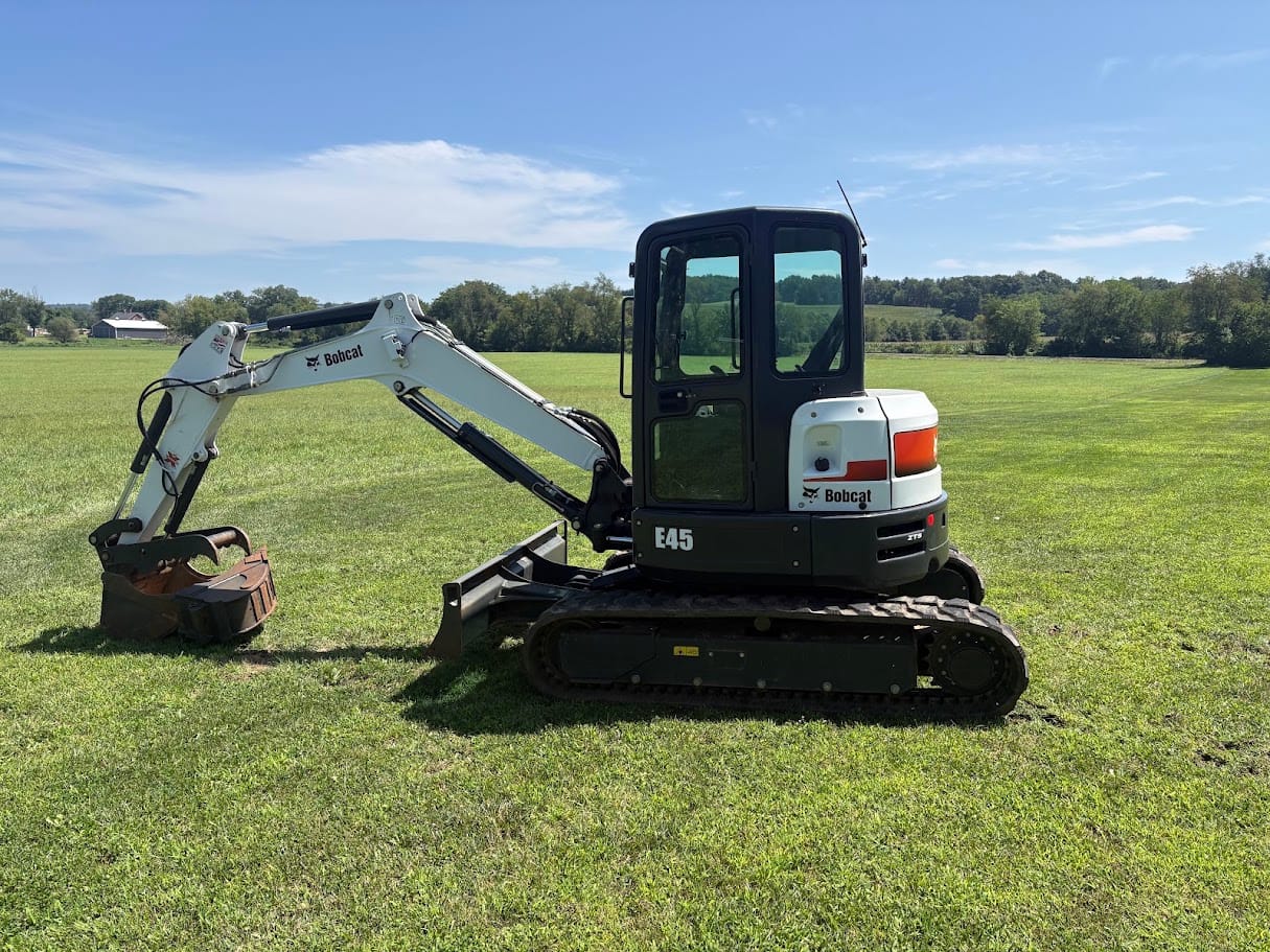 2016 Bobcat E45 Equipment Image0