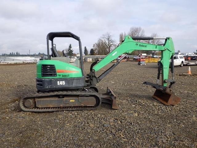 Image of Bobcat E45 equipment image 2
