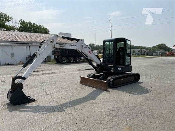 Main image Bobcat E50