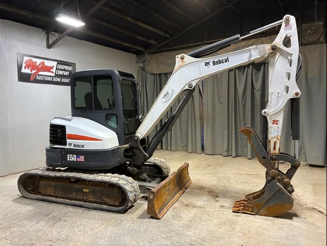 Image of Bobcat E50 equipment image 4