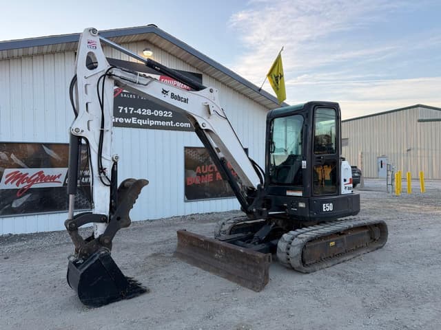 Image of Bobcat E50 equipment image 1