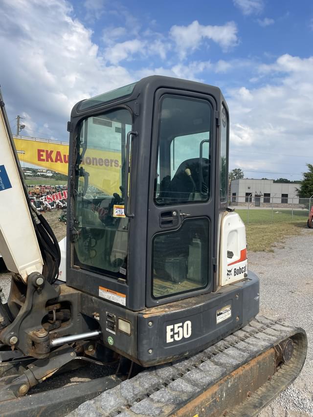 Image of Bobcat E50 equipment image 2