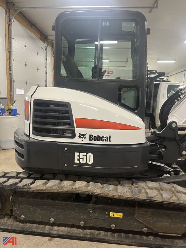 Image of Bobcat E50 equipment image 3