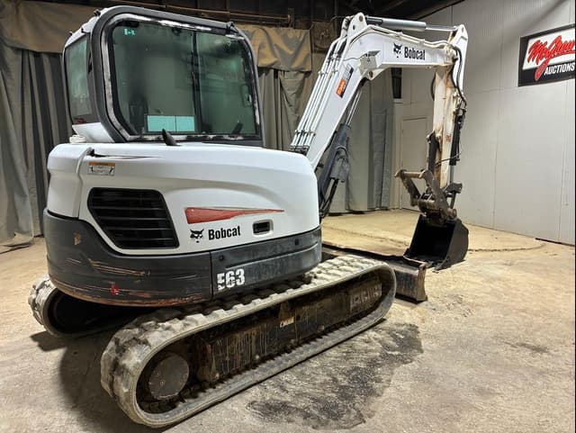 Image of Bobcat E63 equipment image 4