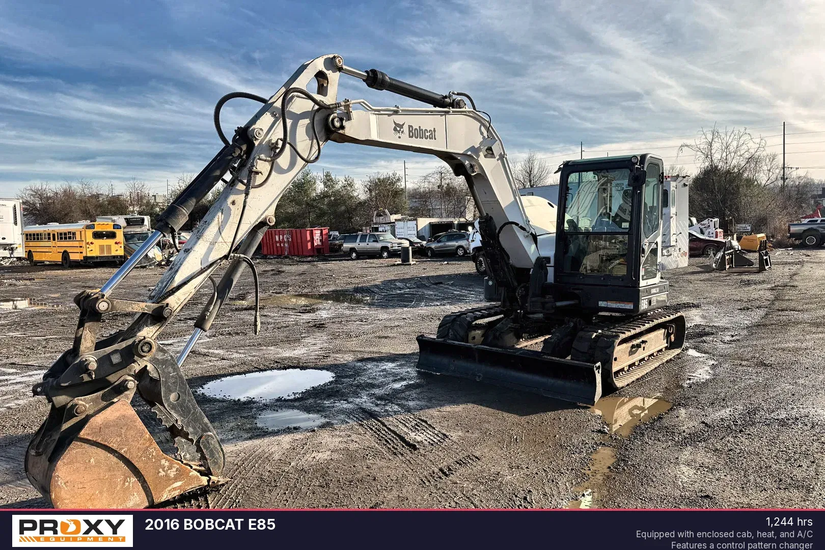 2016 Bobcat E85 Equipment Image0