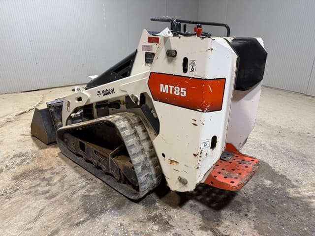 Image of Bobcat MT85 equipment image 2