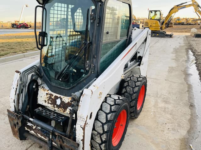 Image of Bobcat S450 equipment image 2