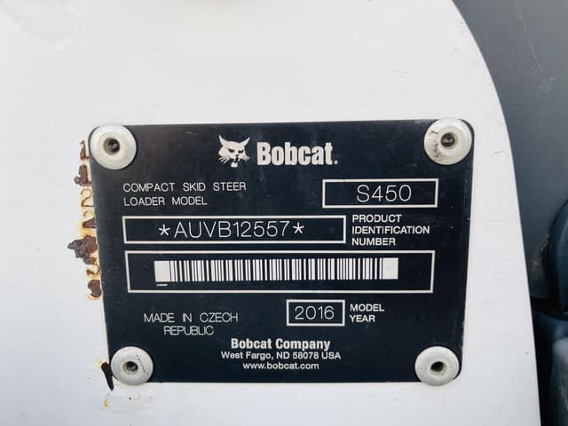Image of Bobcat S450 equipment image 3