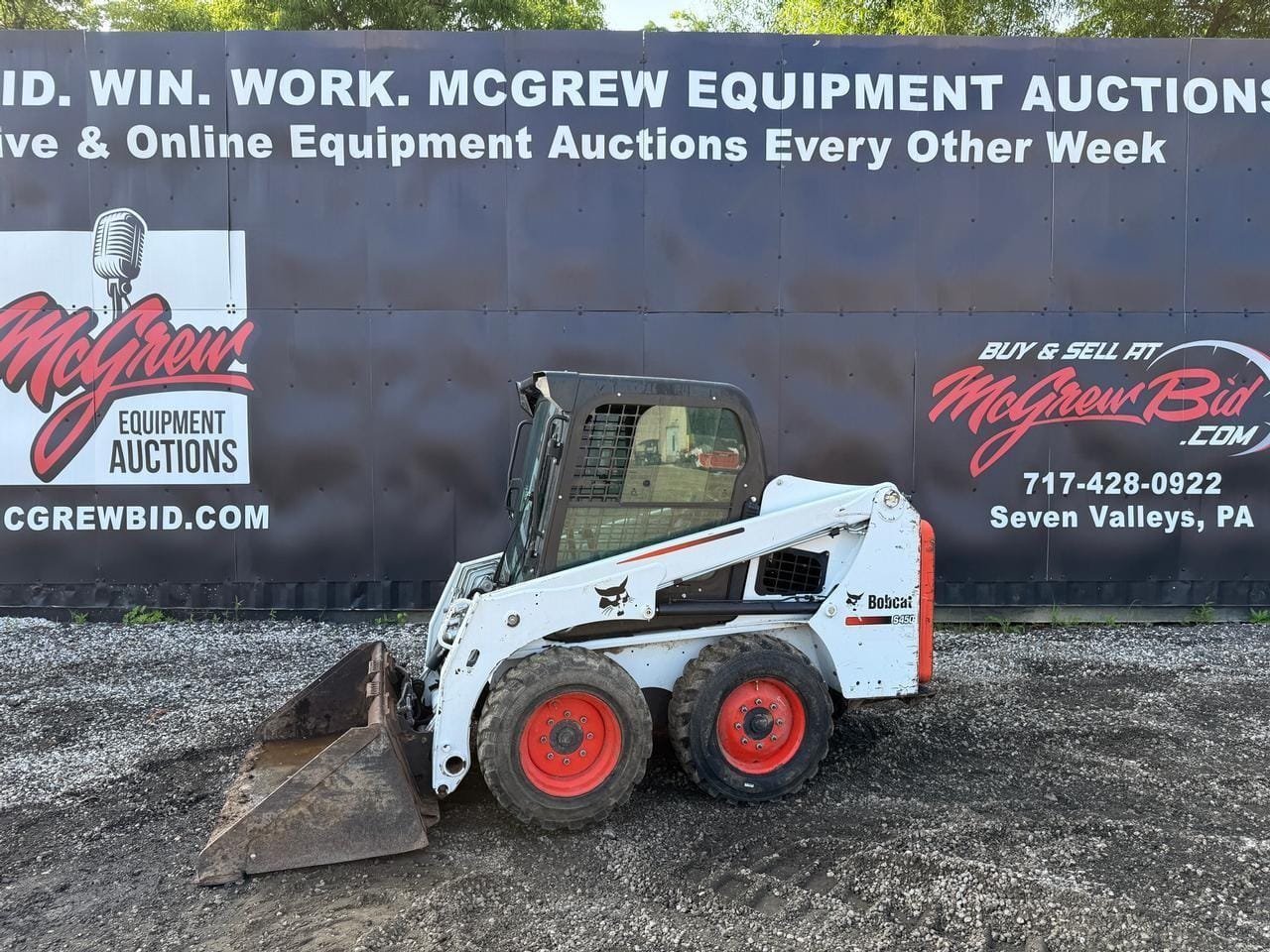 2016 Bobcat S450 Equipment Image0