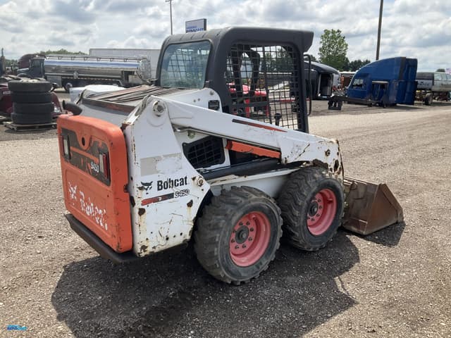 Image of Bobcat S450 equipment image 4