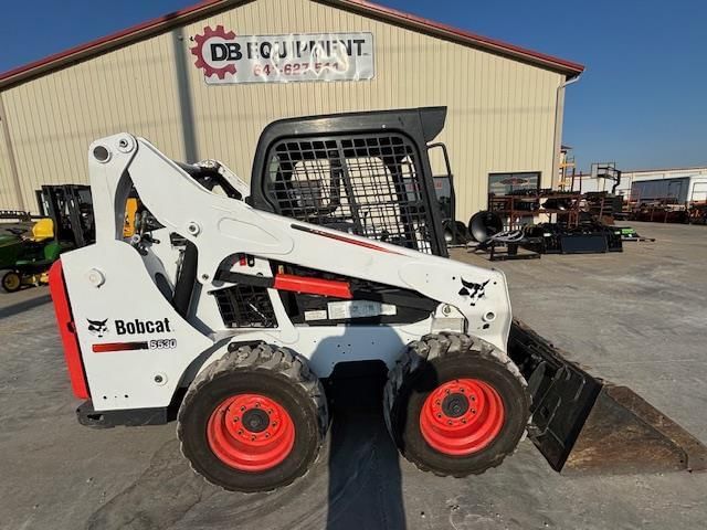 2016 Bobcat S530 Equipment Image0