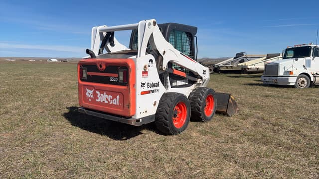 Image of Bobcat S530 equipment image 4