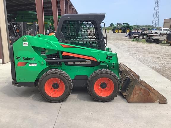 Image of Bobcat S550 equipment image 3