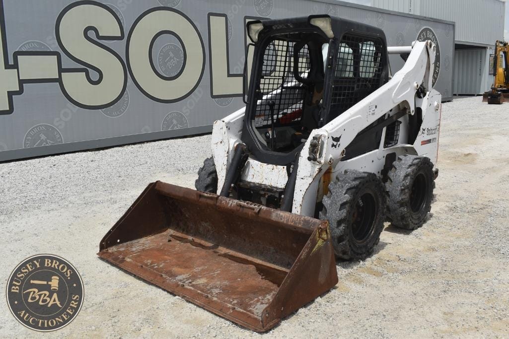 2016 Bobcat S570 Equipment Image0