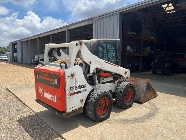 Image of Bobcat S570 equipment image 4