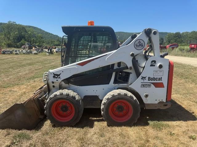 Image of Bobcat S570 equipment image 3
