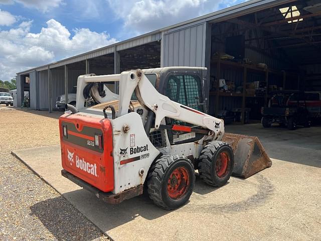 Image of Bobcat S570 equipment image 4