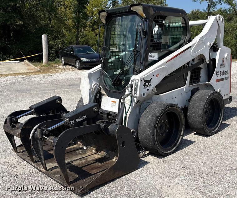 2016 Bobcat S570 Equipment Image0