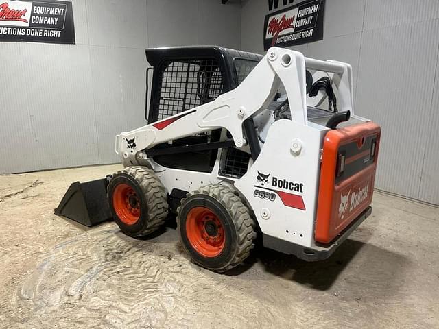 Image of Bobcat S590 equipment image 2