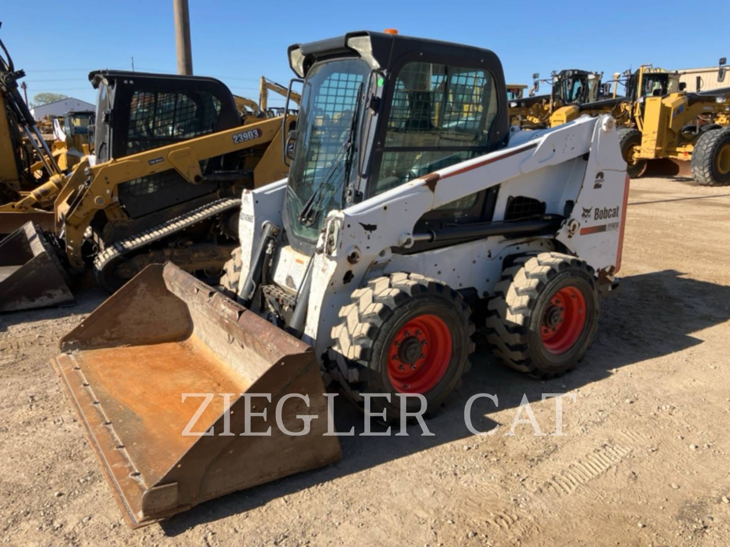2016 Bobcat S630 Equipment Image0